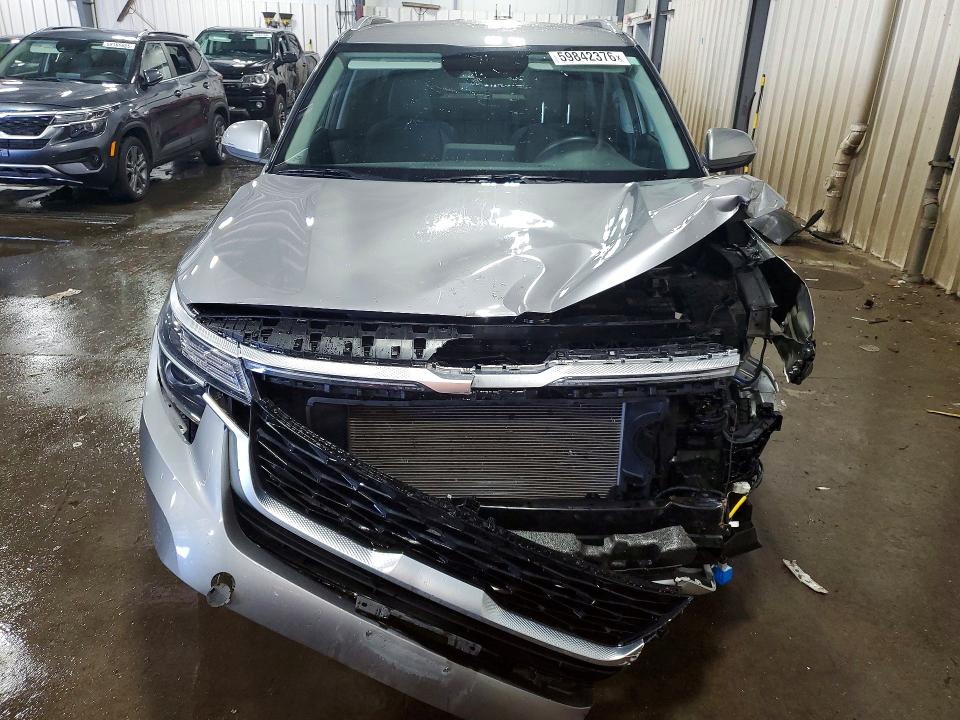 Фото 5 с аукциона – 2023 KIA SELTOS с VIN KNDEU2AA7P7356315