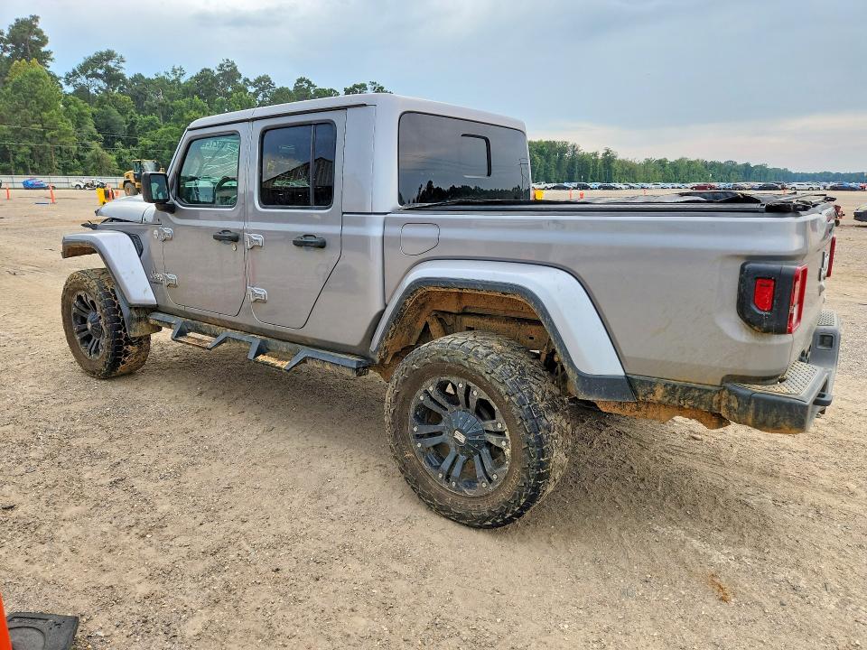 Photo 2 from auction – 2020 JEEP GLADIATOR with VIN 1C6HJTFG8LL135095