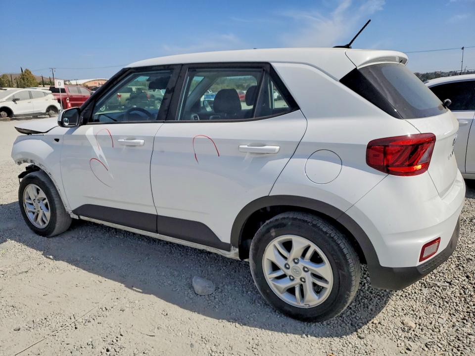 Photo 2 from auction – 2025 HYUNDAI VENUE with VIN KMHRB8A39SU369536