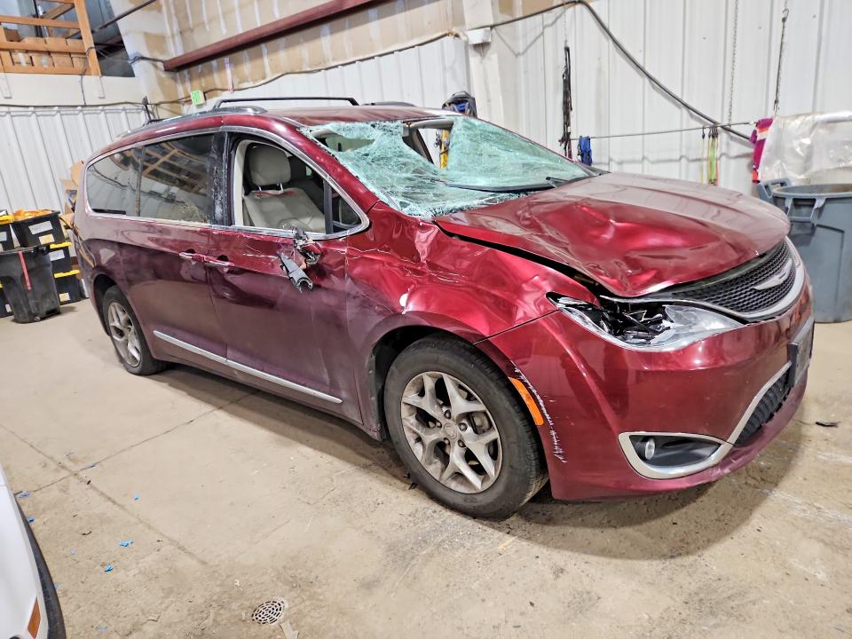 Photo 4 from auction – 2017 CHRYSLER PACIFICA with VIN 2C4RC1EG9HR757605