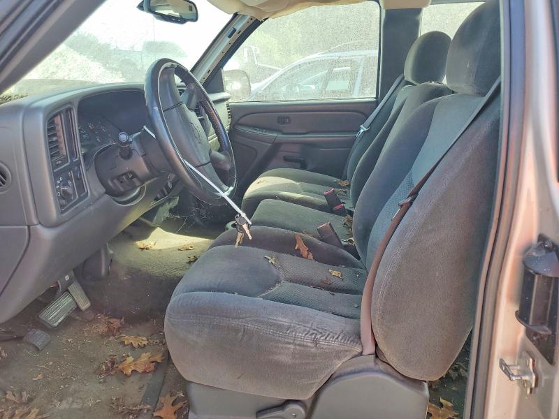 Photo 7 from auction – 2005 CHEVROLET SILVERADO with VIN 1GCEC19V75Z107177