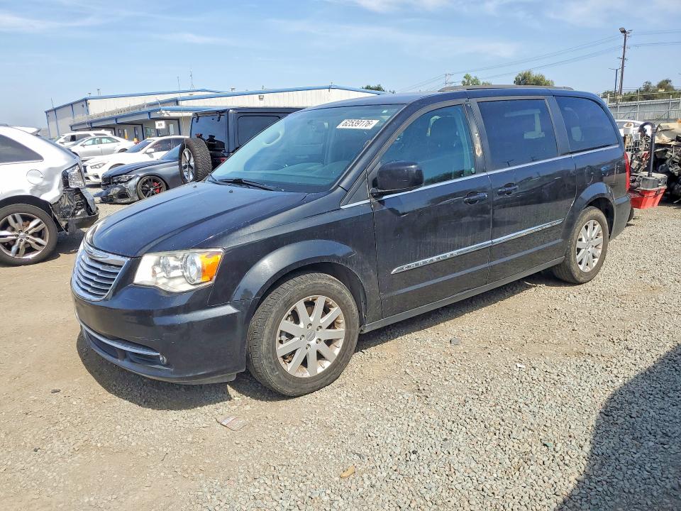 2016 CHRYSLER TOWN & COUNTRY