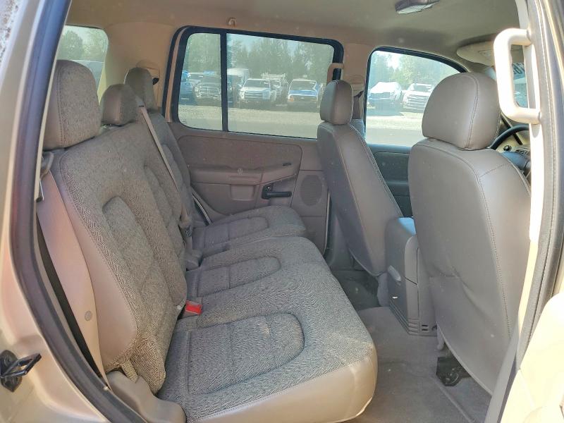 Photo 10 from auction – 2004 FORD EXPLORER with VIN 1FMZU62EX4ZB36379