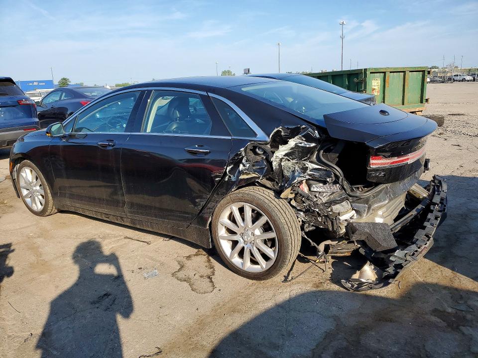 Photo 2 from auction – 2016 LINCOLN MKZ with VIN 3LN6L2J93GR631535