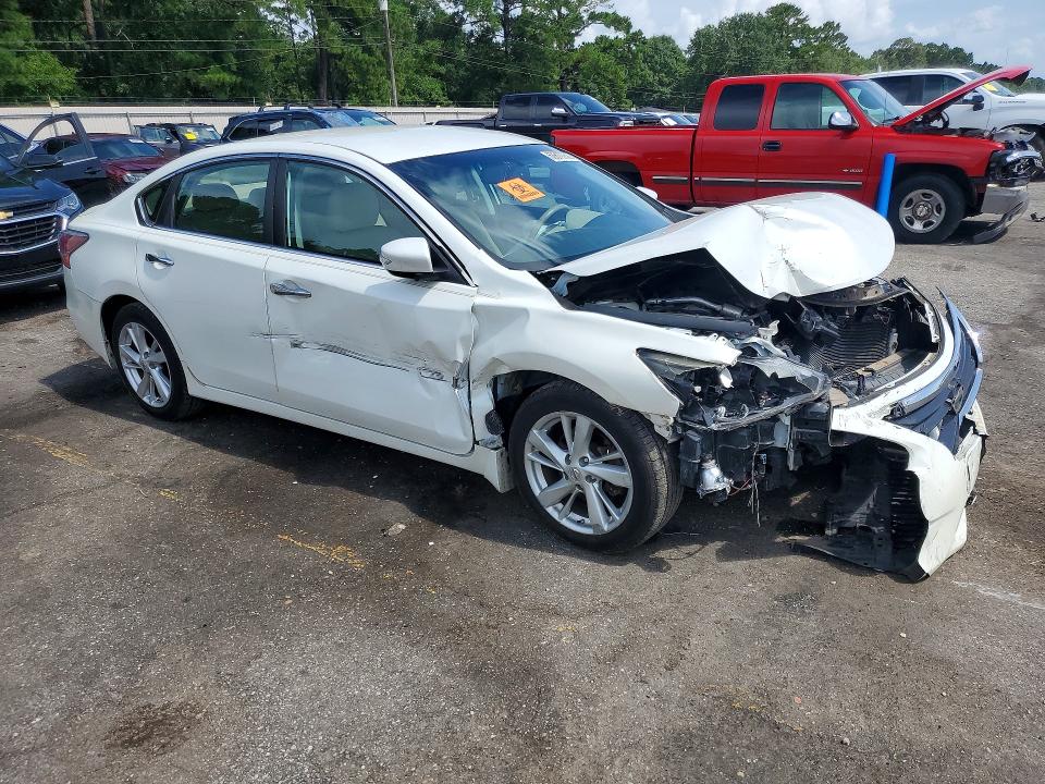 Photo 4 from auction – 2015 NISSAN ALTIMA with VIN 1N4AL3AP9FN336272