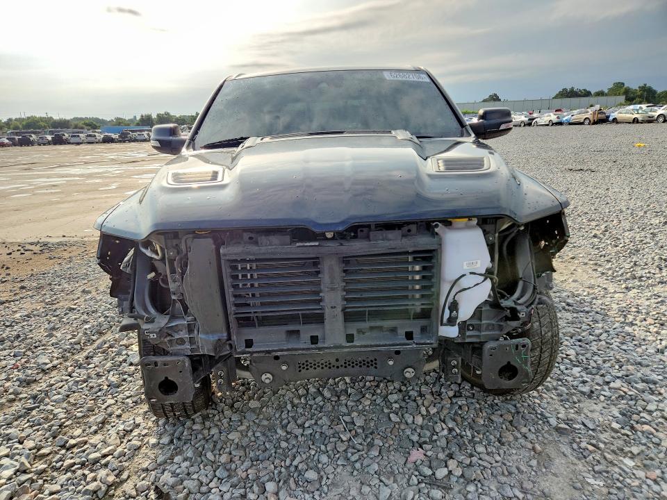 Photo 5 from auction – 2021 RAM 1500 with VIN 1C6RREJT7MN501387