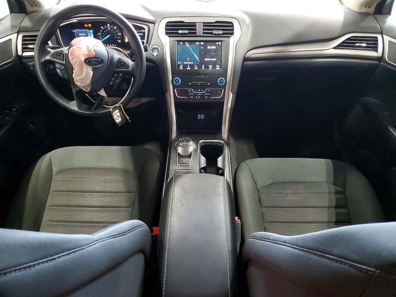 Photo 8 from auction – 2019 FORD FUSION with VIN 3FA6P0LU3KR157809