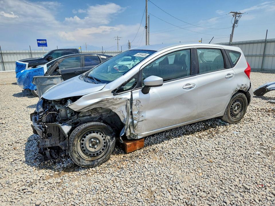 NISSAN VERSA NOTE 2015 with VIN 3N1CE2CP2FL402152 - Photo from auction