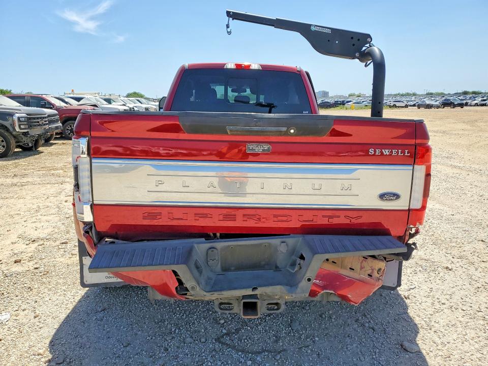 Photo 6 from auction – 2017 FORD F350 with VIN 1FT8W3CT5HEC14635