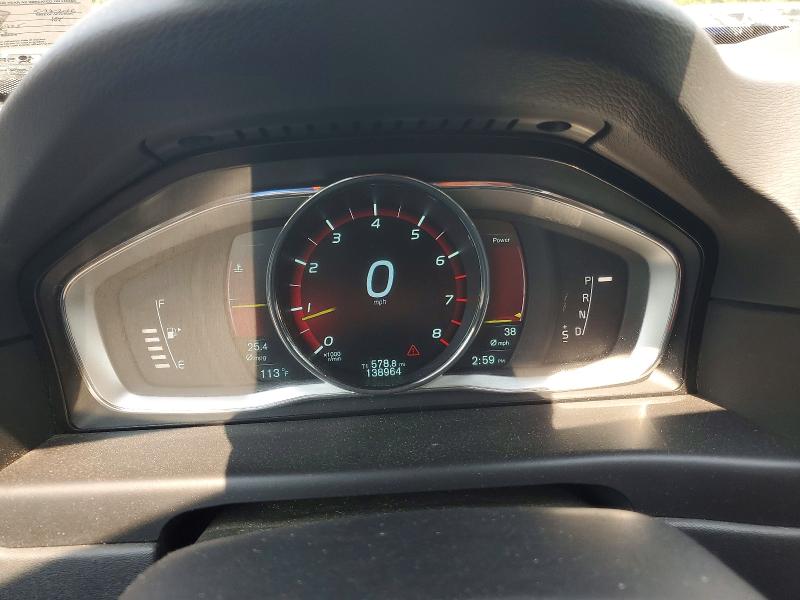 Zdjęcie 9 z aukcji – 2014 VOLVO XC70 z VIN YV4902BZ7E1186925