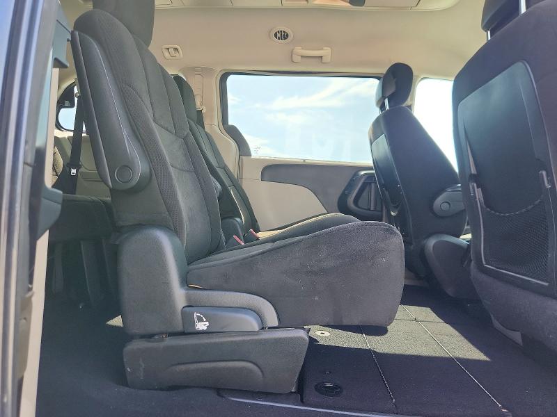 Photo 11 from auction – 2013 DODGE GRAND CARAVAN with VIN 2C4RDGDG9DR682433