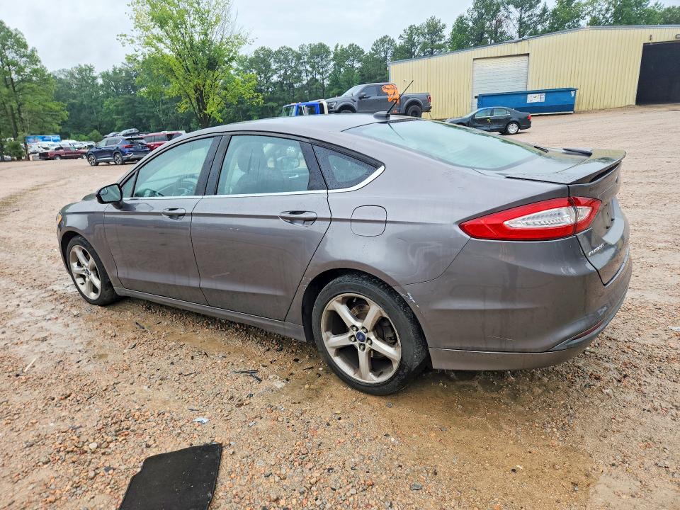 Photo 2 from auction – 2013 FORD FUSION with VIN 3FA6P0H72DR289823