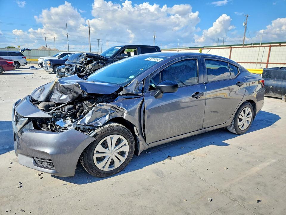 Zdjęcie 1 z aukcji – 2021 NISSAN VERSA z VIN 3N1CN8DV4ML815705