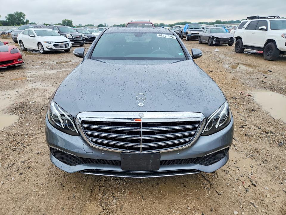Photo 5 from auction – 2017 MERCEDES-BENZ E with VIN WDDZF4KB9HA188525
