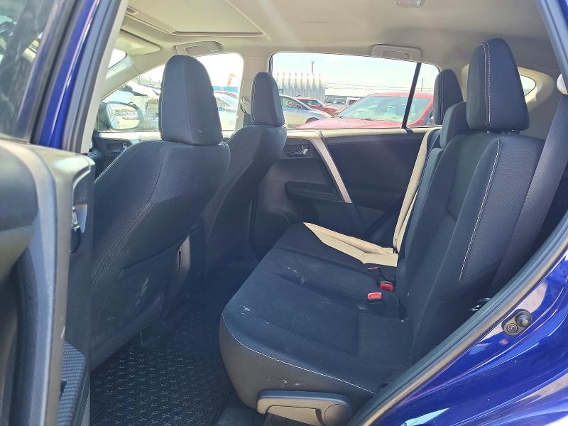 Photo 11 from auction – 2014 TOYOTA RAV4 with VIN 2T3RFREV2EW127379