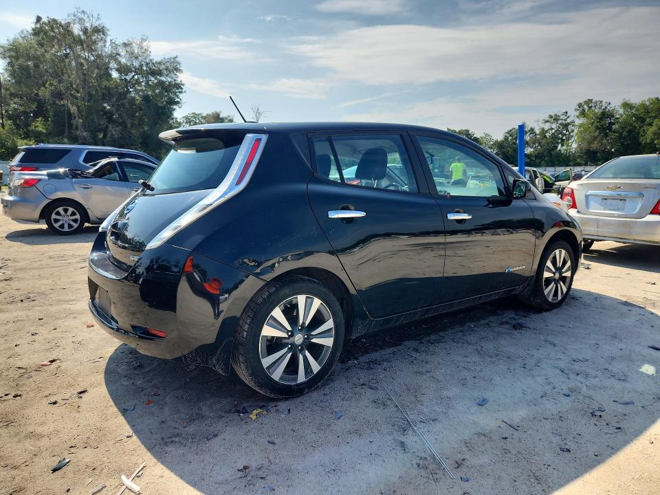 Photo 3 from auction – 2015 NISSAN LEAF with VIN 1N4AZ0CPXFC330826