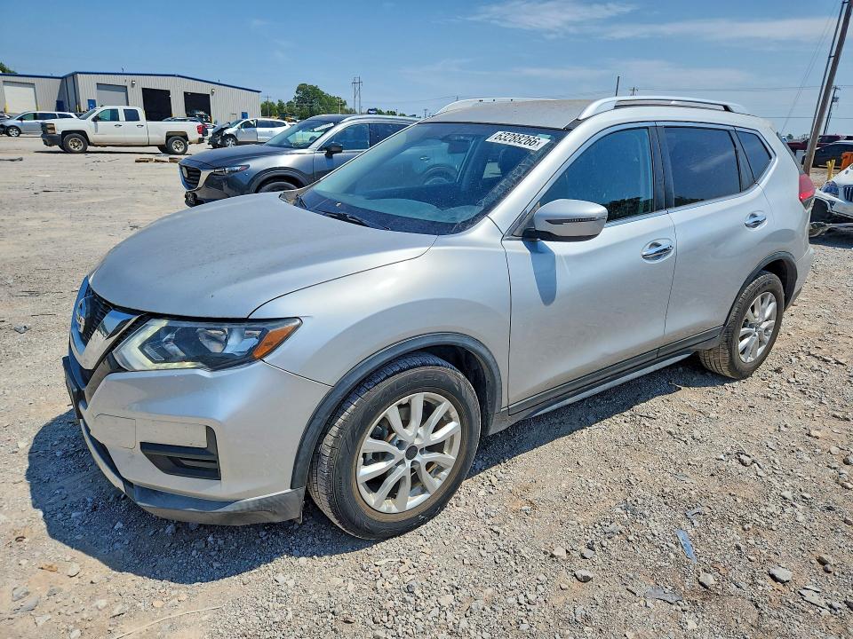NISSAN ROGUE 2017 с VIN KNMAT2MT8HP564669 - Снимка от търг