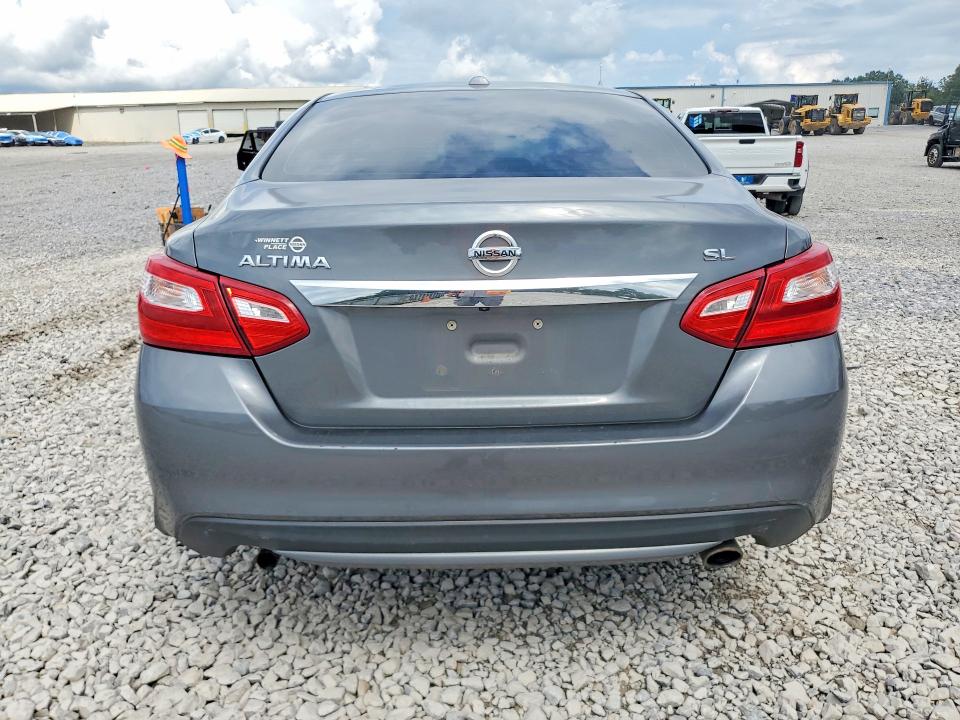Photo 6 from auction – 2017 NISSAN ALTIMA with VIN 1N4AL3AP4HC493660