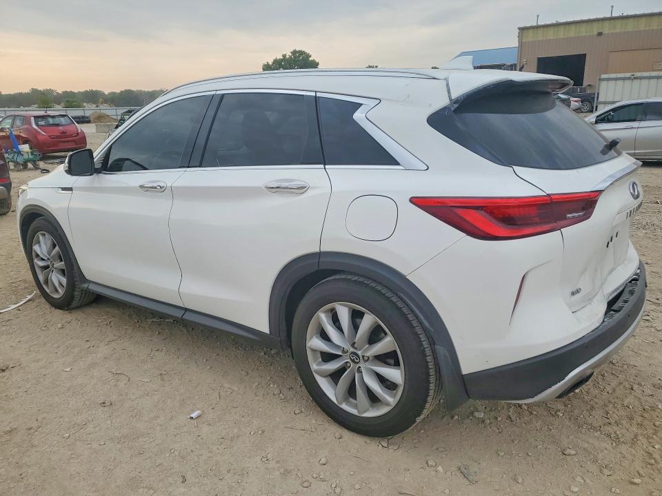 Photo 2 from auction – 2019 INFINITI QX50 with VIN 3PCAJ5M30KF109470
