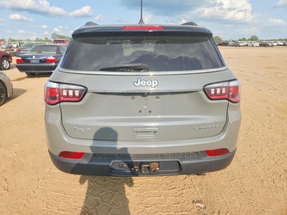 Photo 6 from auction – 2019 JEEP COMPASS with VIN 3C4NJDCB9KT724119
