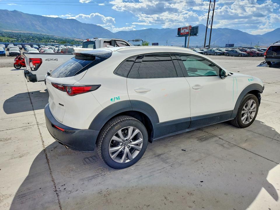 Photo 3 from auction – 2021 MAZDA CX-30 with VIN 3MVDMBDL8MM315149