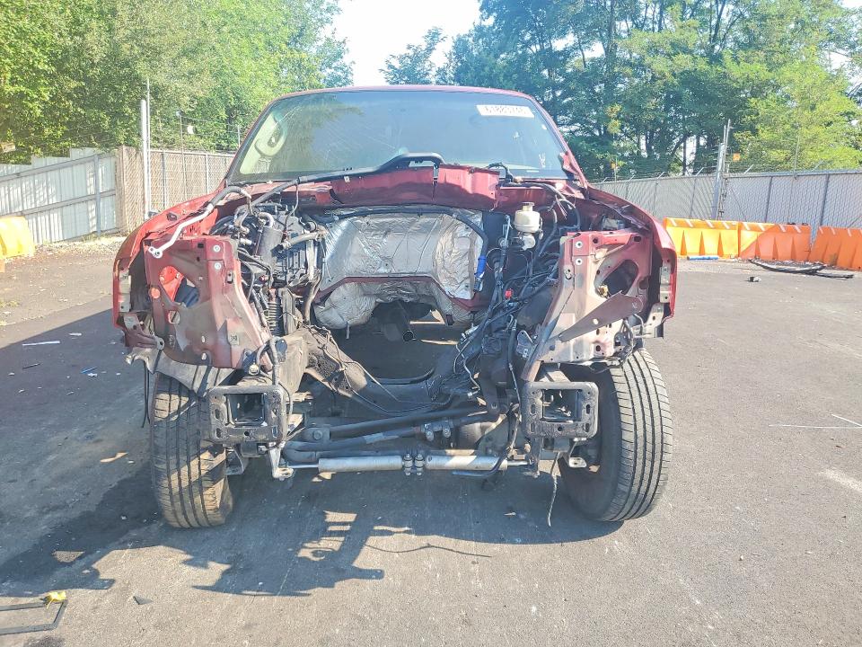 Photo 5 from auction – 2005 FORD EXCURSION with VIN 1FMSU45P65ED47851