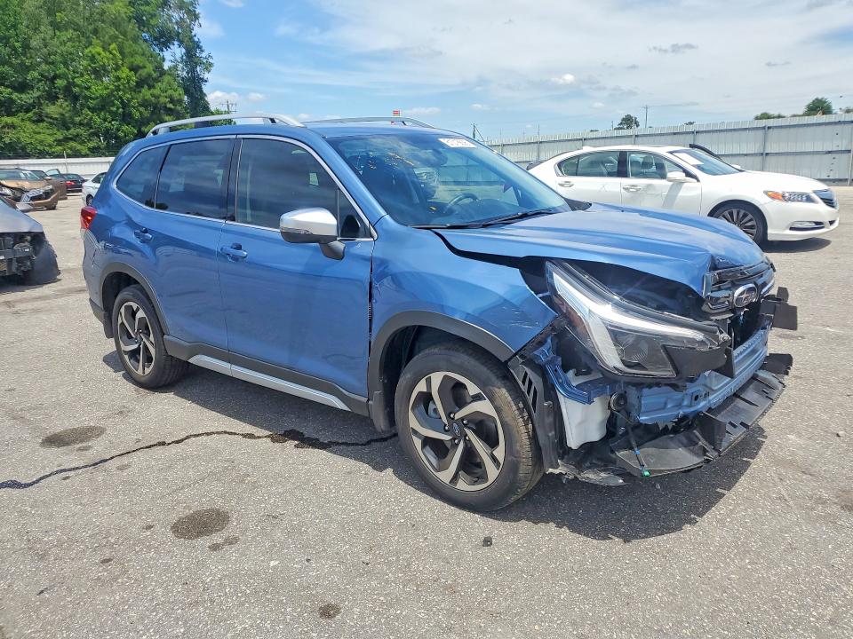 Photo 4 from auction – 2022 SUBARU FORESTER with VIN JF2SKARC9NH467191
