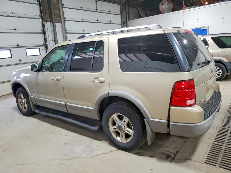 Photo 2 from auction – 2002 FORD EXPLORER with VIN 1FMZU73E92ZA39479