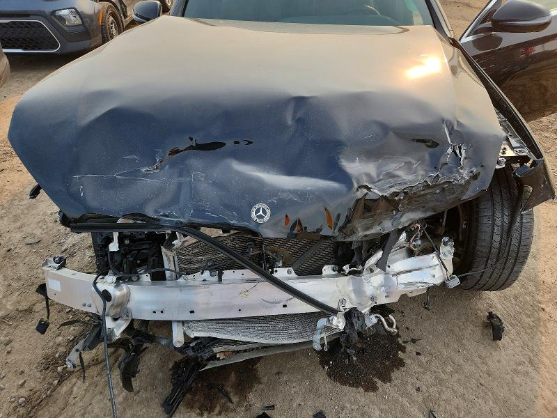 Photo 11 from auction – 2018 MERCEDES-BENZ E with VIN WDDZF4KB7JA390723