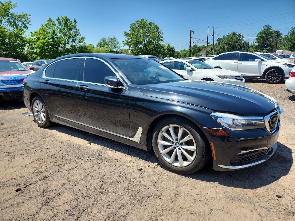 Photo 4 from auction – 2018 BMW 740 with VIN WBA7E4C54JGV23557