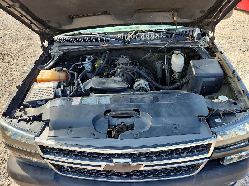 Photo 11 from auction – 2005 CHEVROLET SILVERADO with VIN 1GCHK23U45F825566