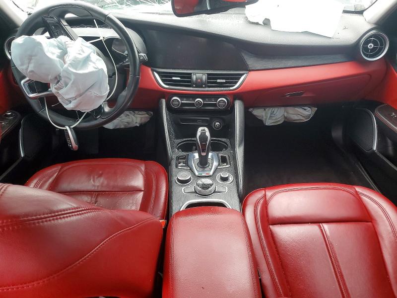 Photo 8 from auction – 2020 ALFA ROMEO GIULIA with VIN ZARFAMAN2L7625879