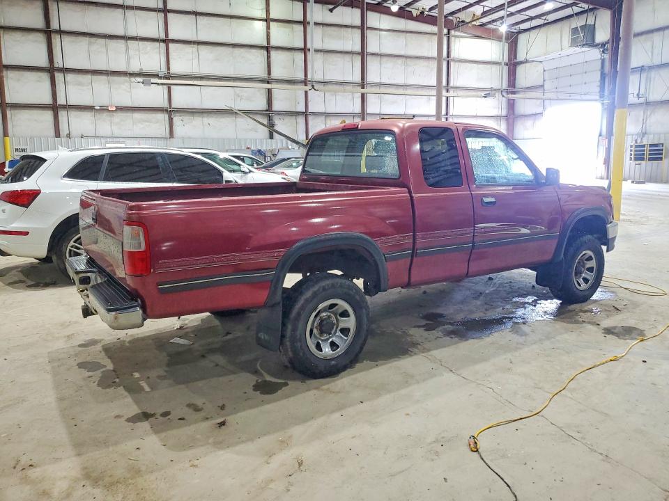 Photo 3 from auction – 1996 TOYOTA T100 with VIN JT4UN22D4T0025101