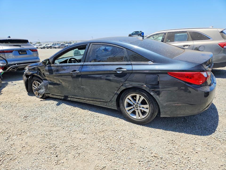 Photo 2 from auction – 2011 HYUNDAI SONATA with VIN 5NPEB4ACXBH263375