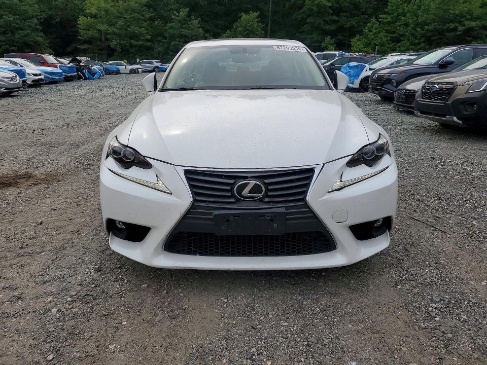 Photo 5 from auction – 2016 LEXUS IS with VIN JTHCM1D26G5008280