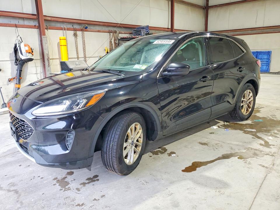 FORD ESCAPE 2021 with VIN 1FMCU0G60MUA20920 - Photo from auction