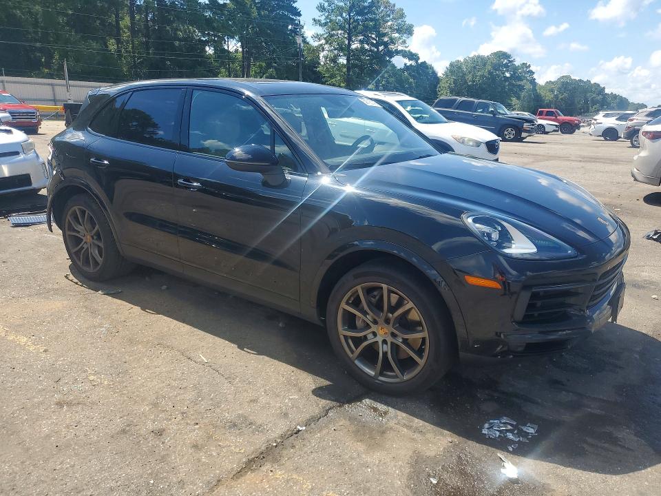 Photo 4 from auction – 2023 PORSCHE CAYENNE with VIN WP1AA2AY2PDA01671