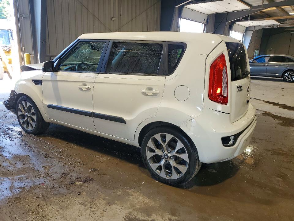 Zdjęcie 2 z aukcji – 2013 KIA SOUL z VIN KNDJT2A69D7587550