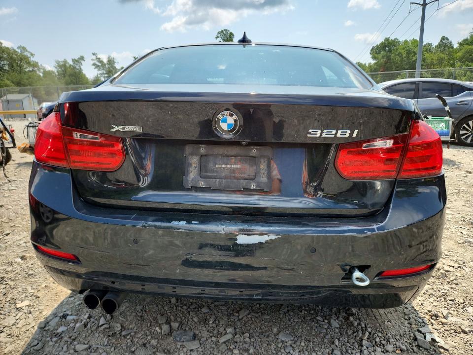 Photo 6 from auction – 2014 BMW 328 with VIN WBA3B3G53ENR81989