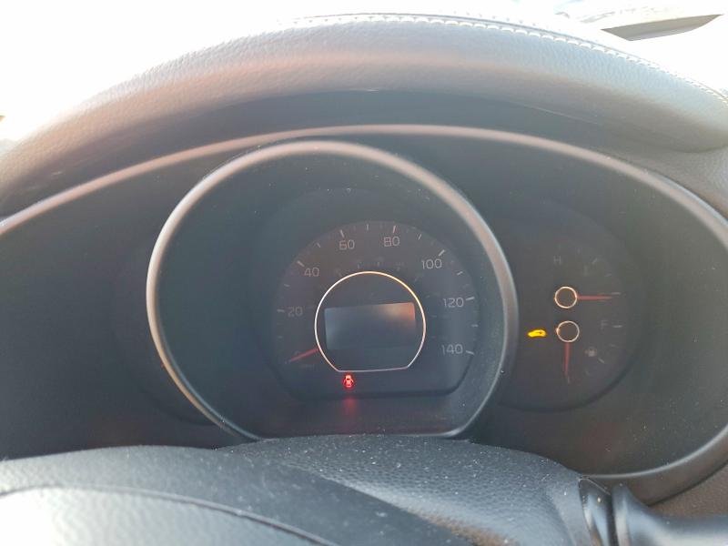 Photo 9 from auction – 2015 KIA SOUL with VIN KNDJP3A56F7210887