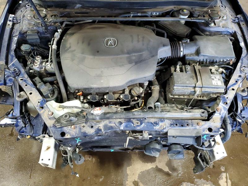 Photo 11 from auction – 2016 ACURA TLX with VIN 19UUB2F53GA011297