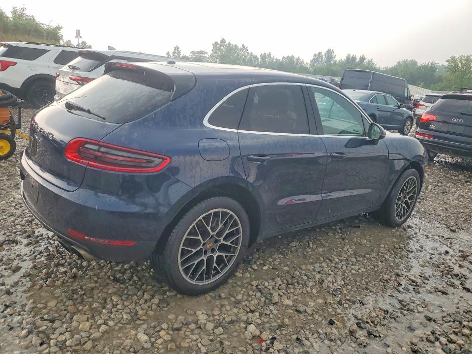 Photo 3 from auction – 2017 PORSCHE MACAN with VIN WP1AB2A50HLB10558
