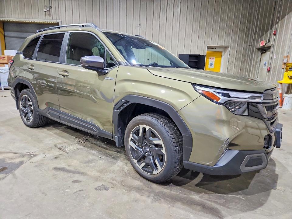 Photo 4 from auction – 2025 SUBARU FORESTER with VIN JF2SLSRD6SH419039