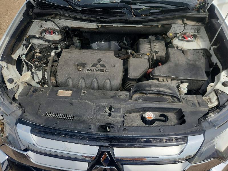 Photo 11 from auction – 2017 MITSUBISHI OUTLANDER with VIN JA4AD3A3XHZ048867