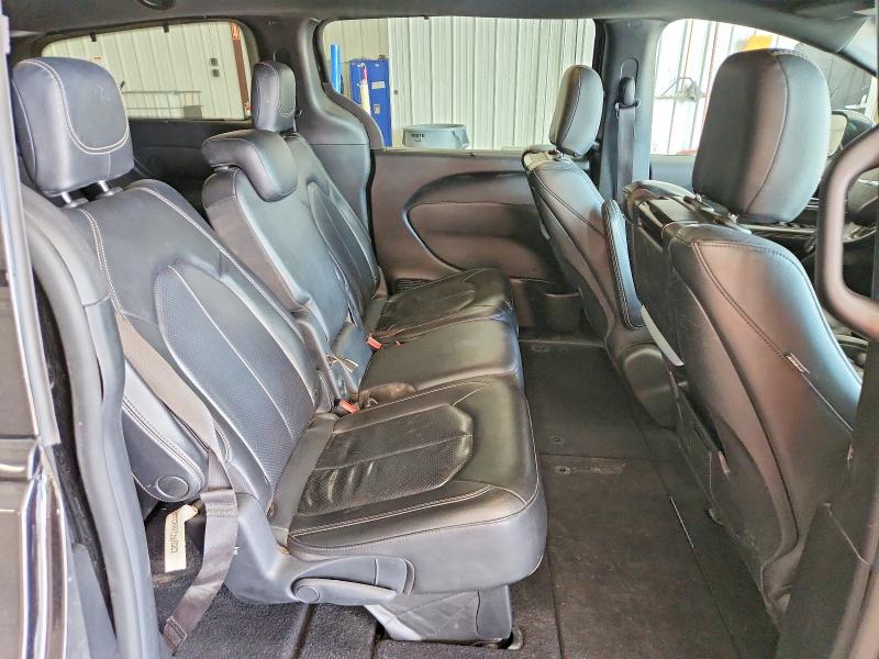 Photo 11 from auction – 2019 CHRYSLER PACIFICA with VIN 2C4RC1EG4KR628064