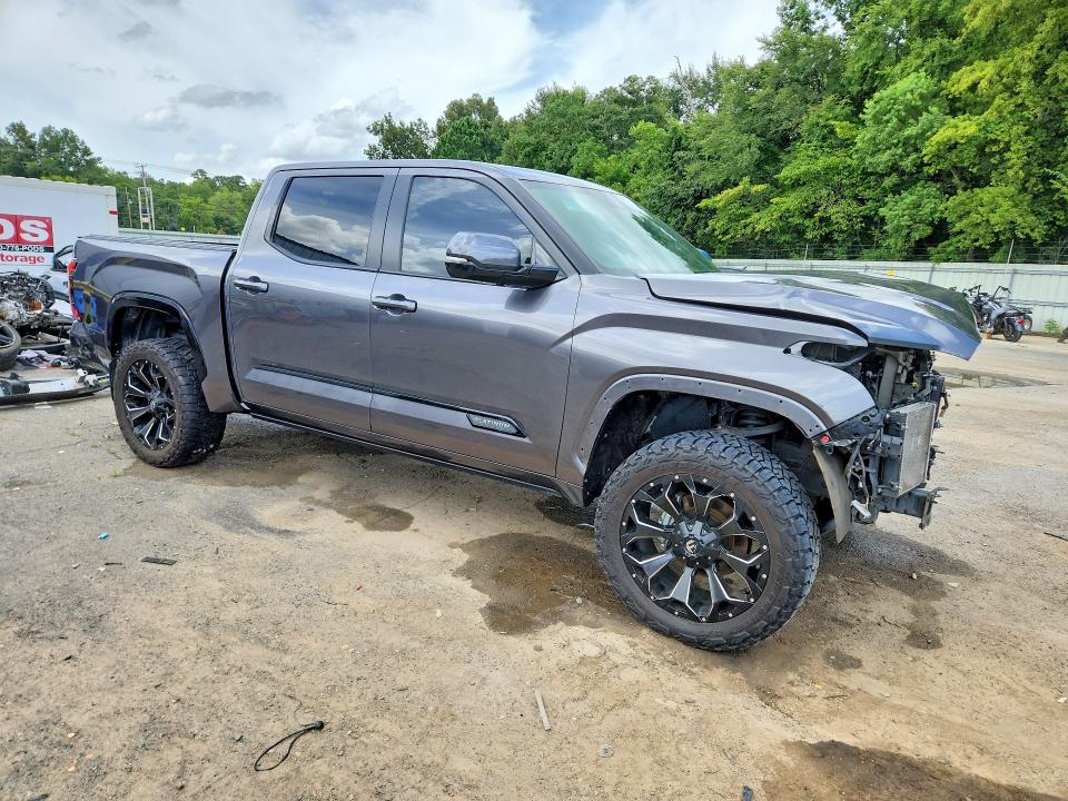 Photo 4 from auction – 2024 TOYOTA TUNDRA with VIN 5TFNA5DB3RX184785