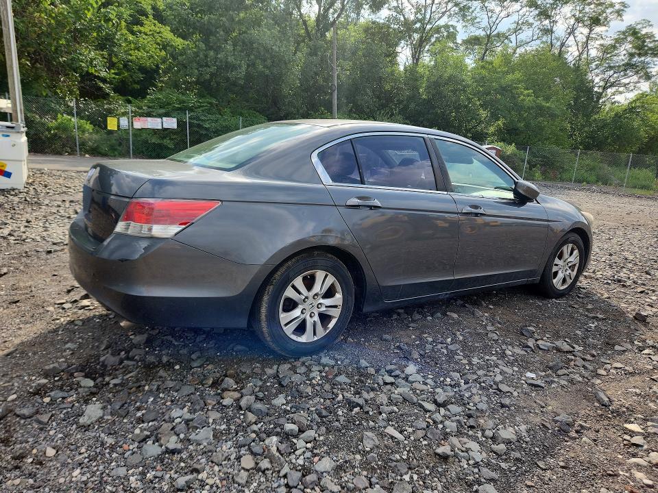 Photo 3 from auction – 2010 HONDA ACCORD with VIN 1HGCP2F4XAA102921