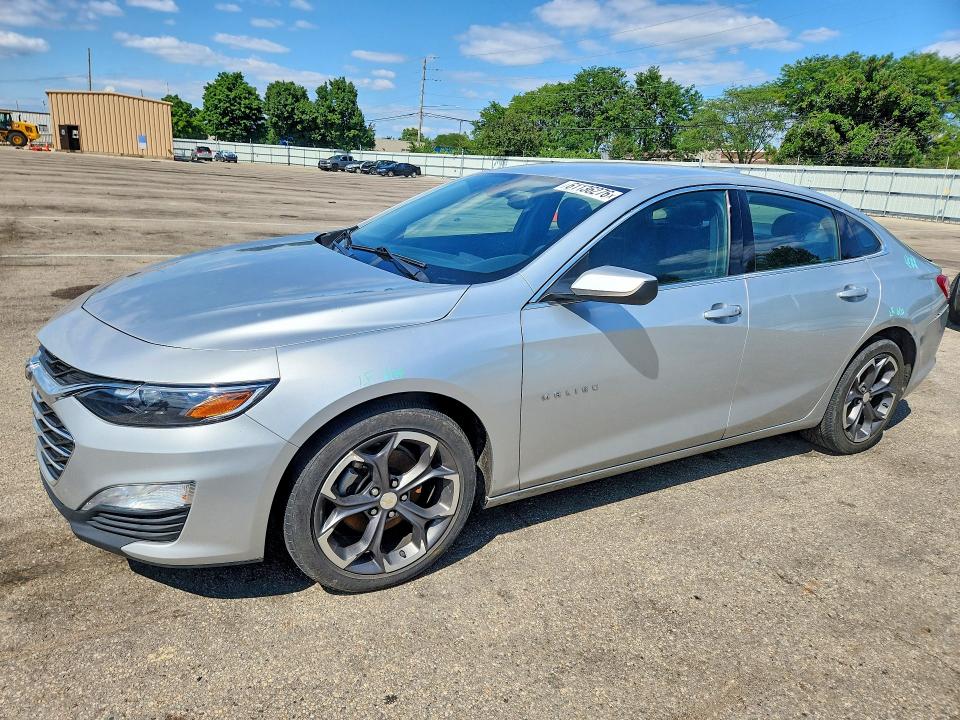 Photo 1 from auction – 2022 CHEVROLET MALIBU with VIN 1G1ZD5ST7NF138891