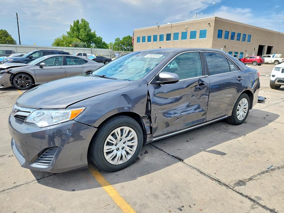 TOYOTA CAMRY 2013 مع رقم تعريف المركبة 4T4BF1FK0DR334535 - صورة من المزاد