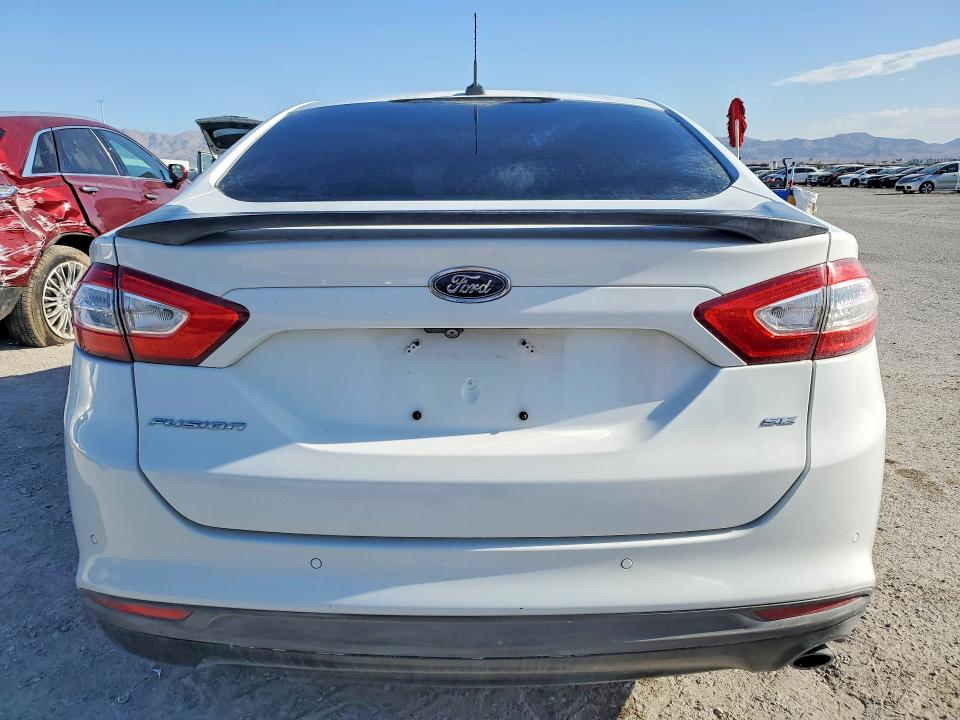 Photo 6 from auction – 2016 FORD FUSION with VIN 3FA6P0H75GR262331